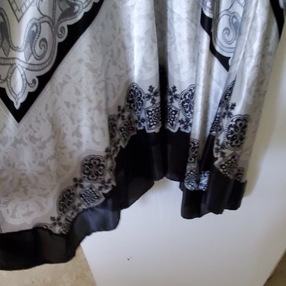 Alesia high low halter dress - Picture 4 of 5